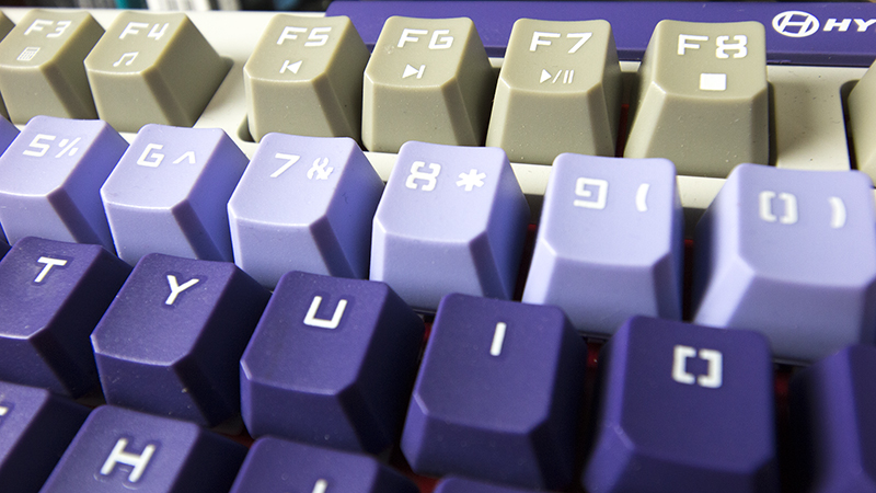 Illustration for article titled Hyper Clack Retro-Style Mechanical Keyboard Review: Not So Super